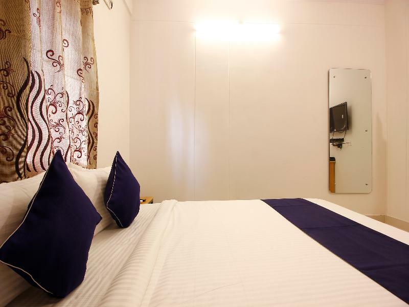 Oyo Silverkey 74581 Nallagandla Hotel Hyderabad Exterior photo